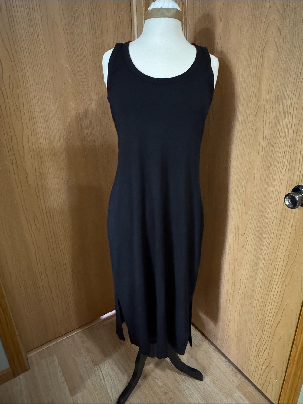 Tommy Bahama Black Scoop Neck Sleeveless Maxi Dress